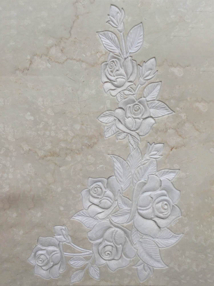Floral decorations in marble or granite – Angular roses