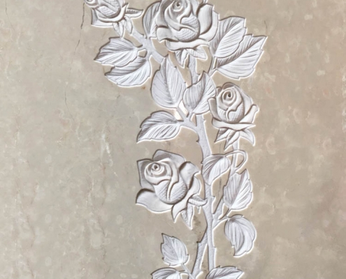 Floral decorations in marble or granite – Rosebuds